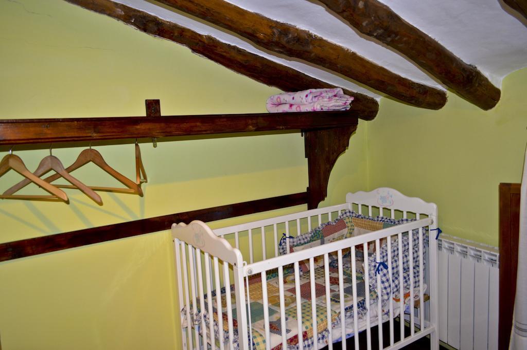 Casa Rural Los Lilos Gotor Oda fotoğraf